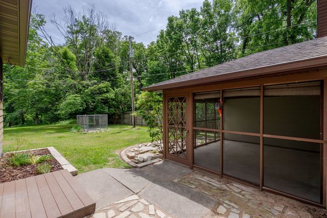 1220 54 Street Court, Moline, IL 61265