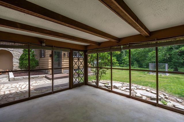1220 54 Street Court, Moline, IL 61265