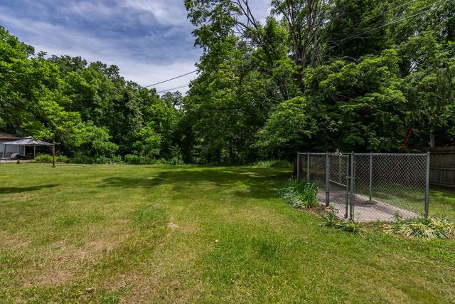 1220 54 Street Court, Moline, IL 61265