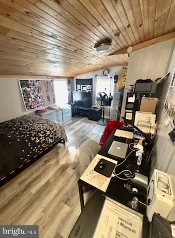 551 E SCULL ST, Lebanon, PA 17046