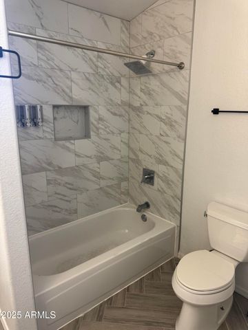 5437 W WAHALLA Lane W, Glendale, AZ 85308