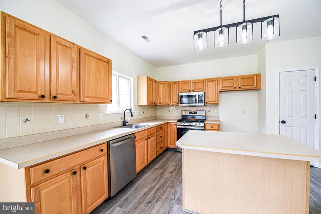 23 DUTCHESS CT, Southampton, NJ 08088