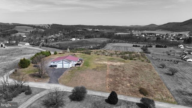 164 PICKETTS DR, Sunbury, PA 17801
