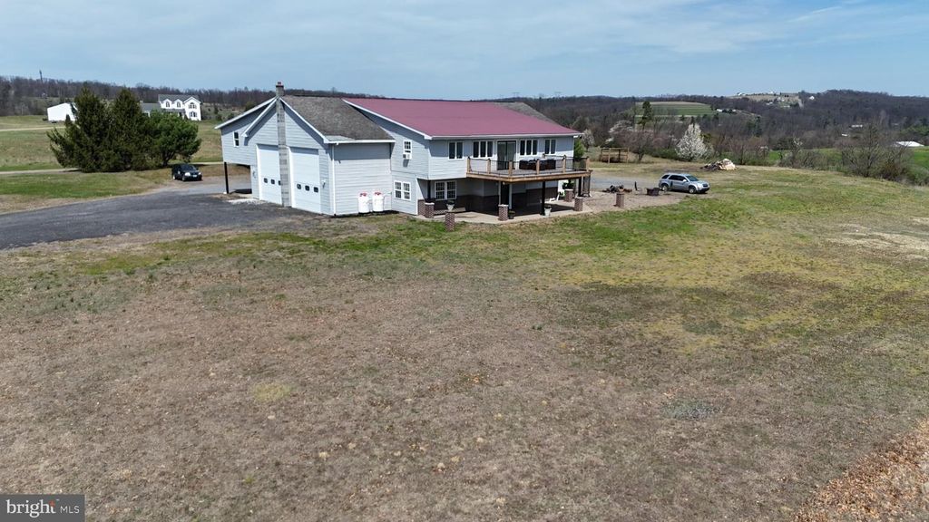 164 PICKETTS DR, Sunbury, PA 17801