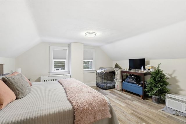 39 Cross St, Quincy, MA 02169