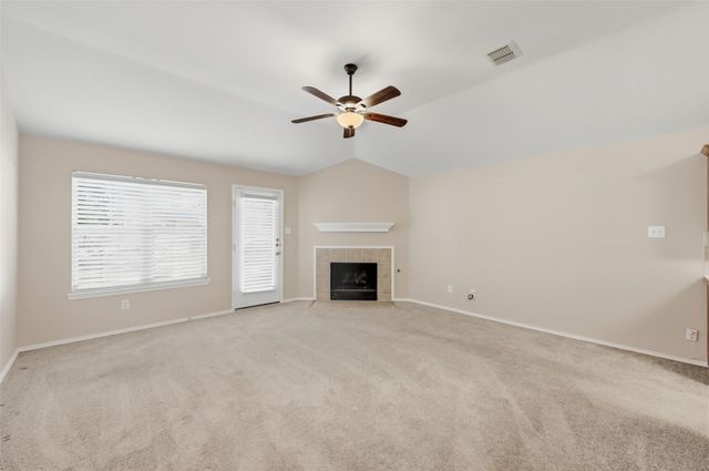 3045 Meadowbrook Drive, Grand Prairie, TX 75052