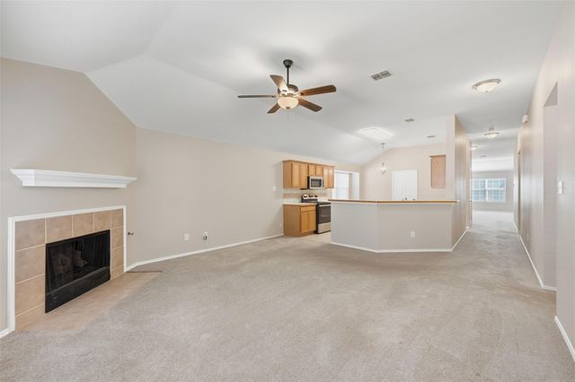 3045 Meadowbrook Drive, Grand Prairie, TX 75052