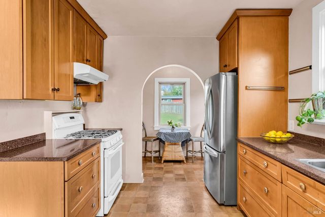 8 Santa Paula Way, Vallejo, CA 94590