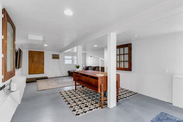 8 Santa Paula Way, Vallejo, CA 94590