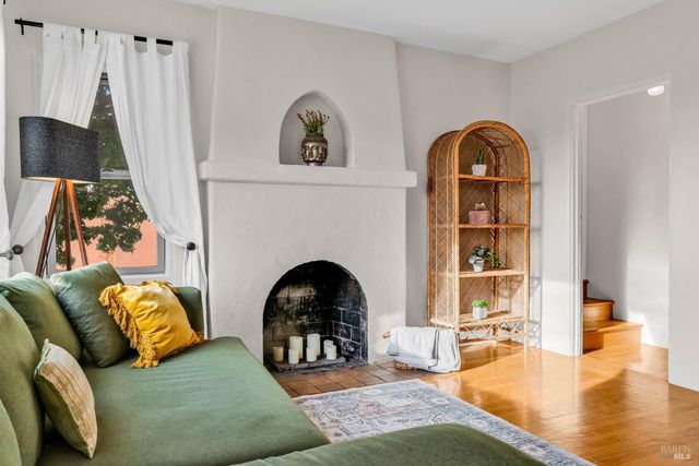 8 Santa Paula Way, Vallejo, CA 94590