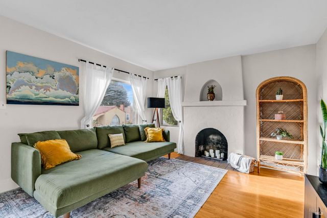 8 Santa Paula Way, Vallejo, CA 94590