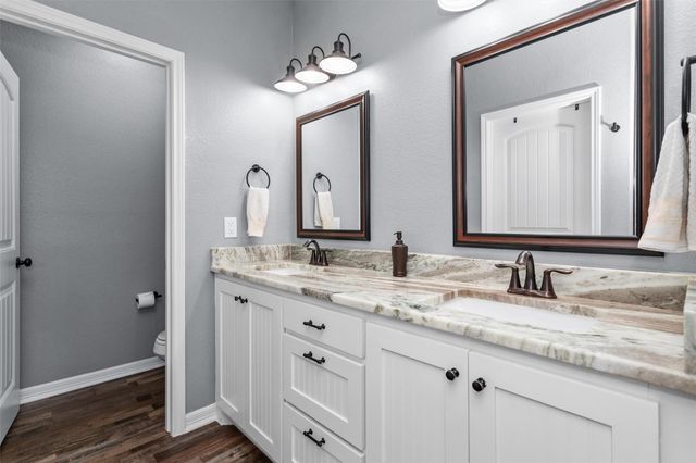 297 Hilltop Road, Crockett, TX 75835