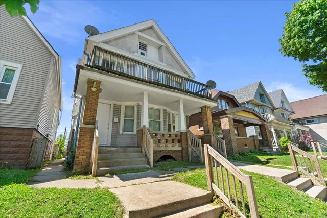2321 W Mitchell STREET #2323, Milwaukee, WI 53204