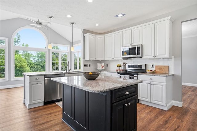 2188 Pacer Trail, Beavercreek, OH 45434