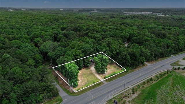 3944 Fairburn Road, Douglasville, GA 30135
