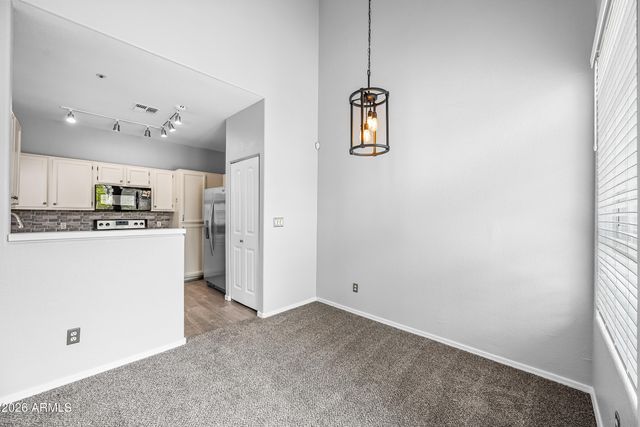 1633 E LAKESIDE Drive 165, Gilbert, AZ 85234