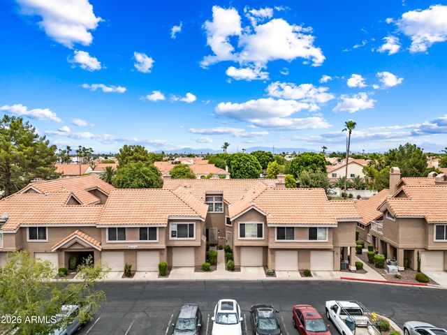 1633 E LAKESIDE Drive 165, Gilbert, AZ 85234