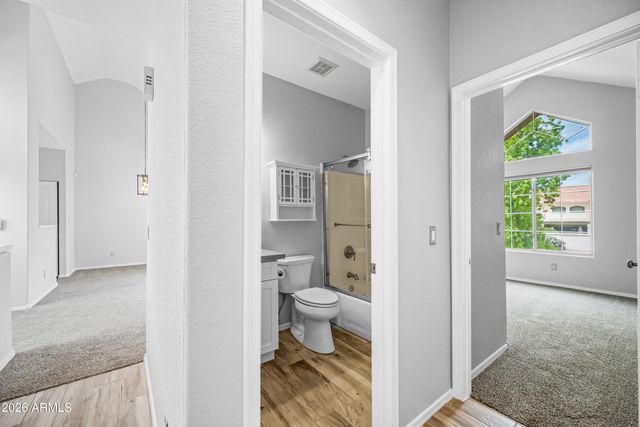 1633 E LAKESIDE Drive 165, Gilbert, AZ 85234