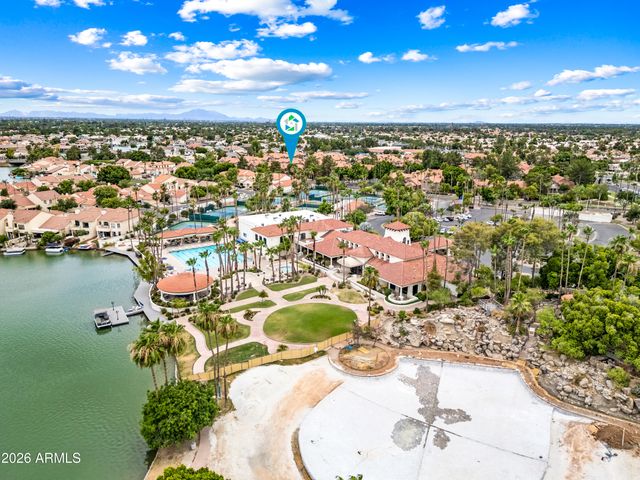 1633 E LAKESIDE Drive 165, Gilbert, AZ 85234