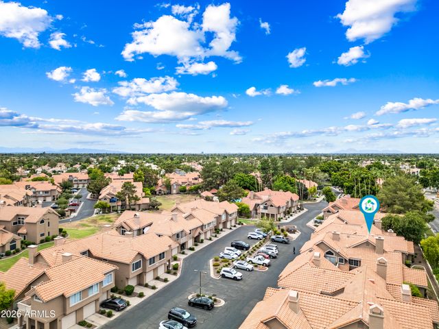 1633 E LAKESIDE Drive 165, Gilbert, AZ 85234