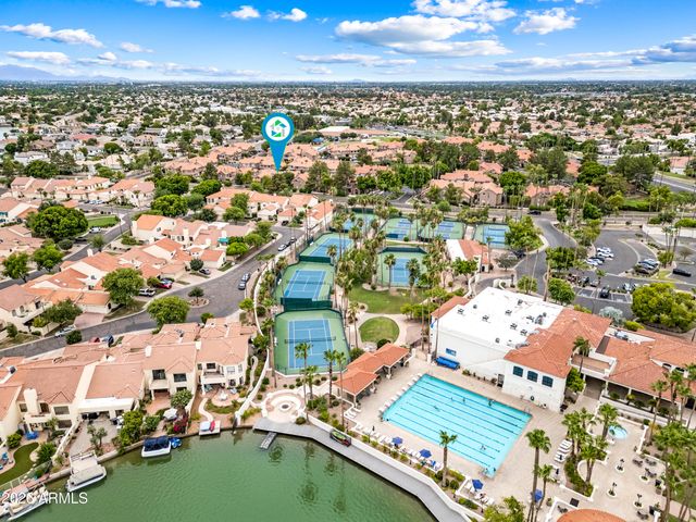 1633 E LAKESIDE Drive 165, Gilbert, AZ 85234
