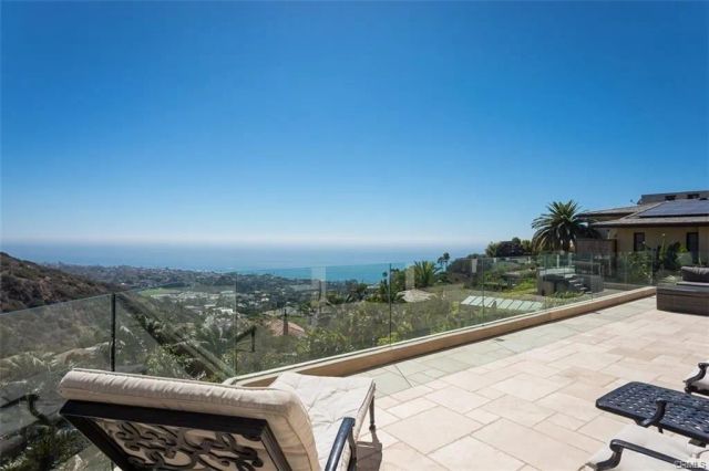 1326 Skyline Drive, Laguna Beach, CA 92651