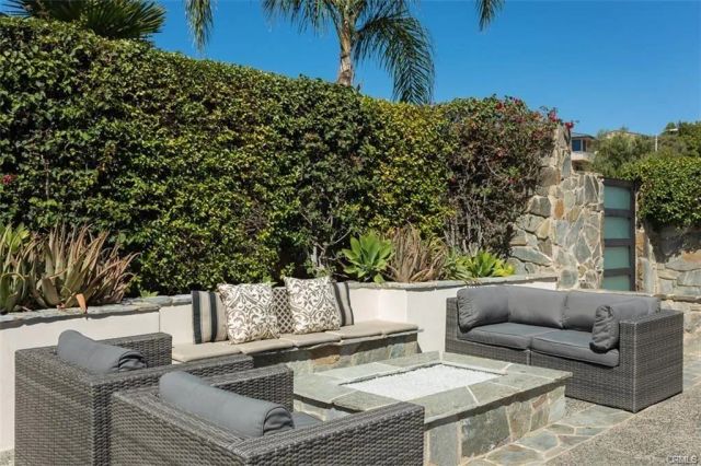 1326 Skyline Drive, Laguna Beach, CA 92651