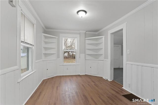 393 Huntington Street, New Haven, CT 06511