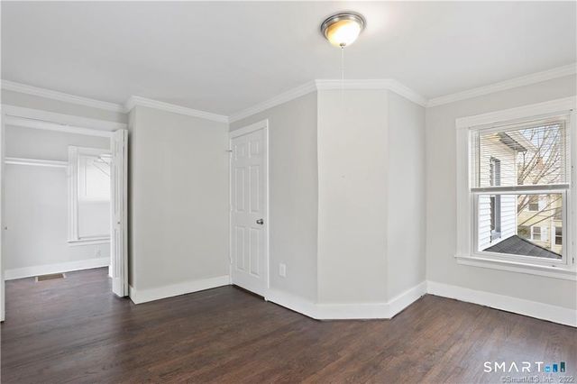 393 Huntington Street, New Haven, CT 06511