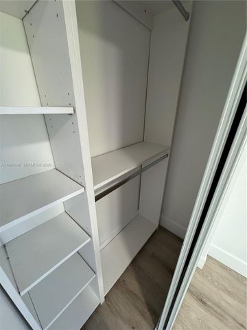 1971 NW 2nd ct 8, Miami, FL 33136