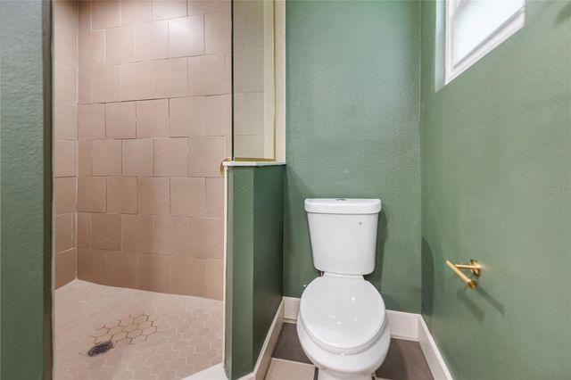 7851 40 AVE N, St Petersburg, FL 33709
