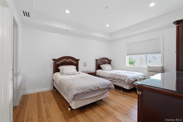 30 Stephens Place 213, Spring Valley, NY 10977