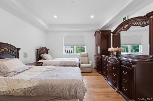 30 Stephens Place 213, Spring Valley, NY 10977