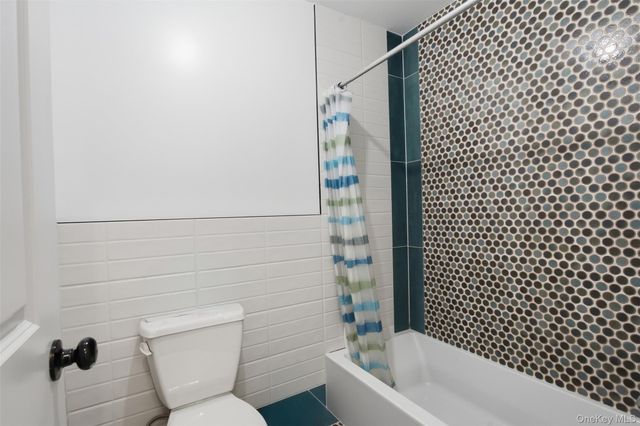 30 Stephens Place 213, Spring Valley, NY 10977