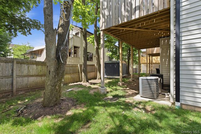 30 Stephens Place 213, Spring Valley, NY 10977