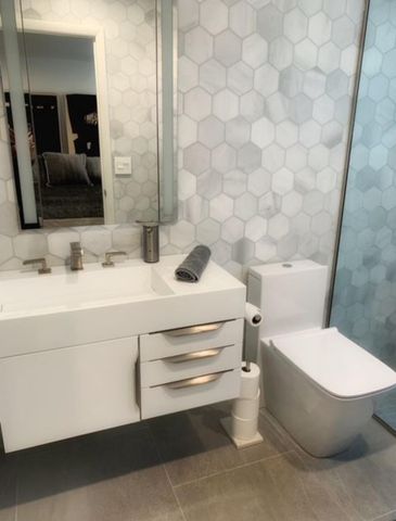 5075 Roosevelt, Fresno, CA 93704