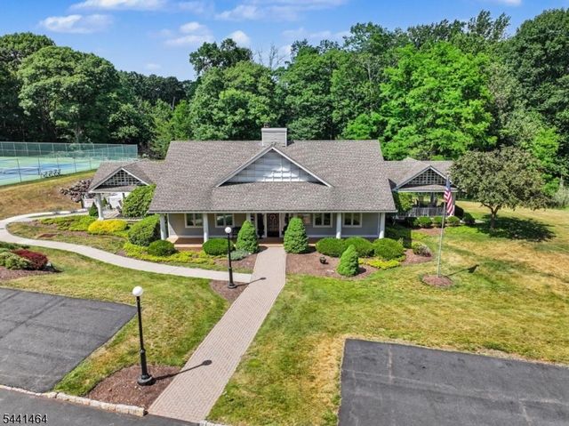 62 Manor Sq, Sparta Twp., NJ 07871