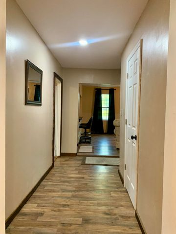 1526 W View Street, Athens, TN 37303