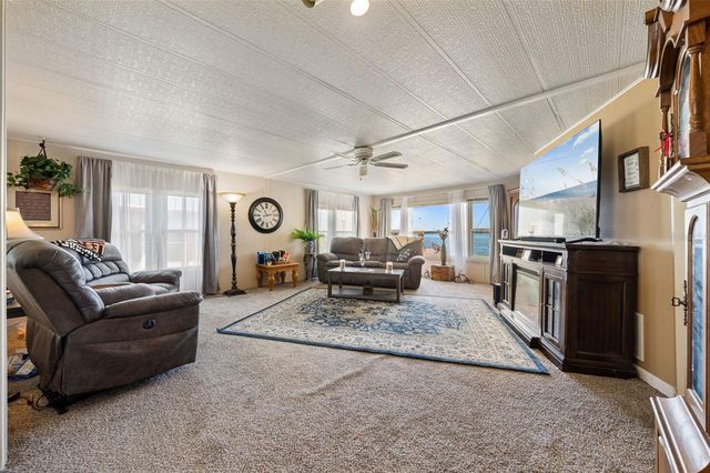 121 BONNIE DRIVE, Auburndale, FL 33823