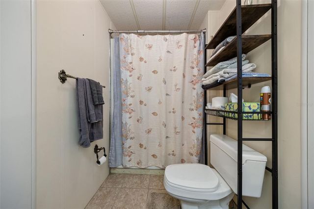 121 BONNIE DRIVE, Auburndale, FL 33823