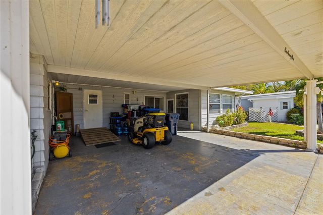 121 BONNIE DRIVE, Auburndale, FL 33823