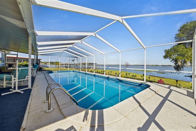 121 BONNIE DRIVE, Auburndale, FL 33823