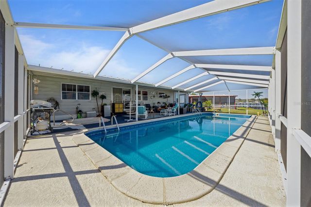 121 BONNIE DRIVE, Auburndale, FL 33823