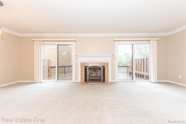 6427 RICHARD Run 10, West Bloomfield Charter Township, MI 48322