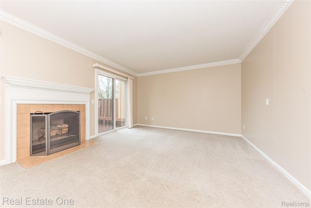 6427 RICHARD Run 10, West Bloomfield Charter Township, MI 48322