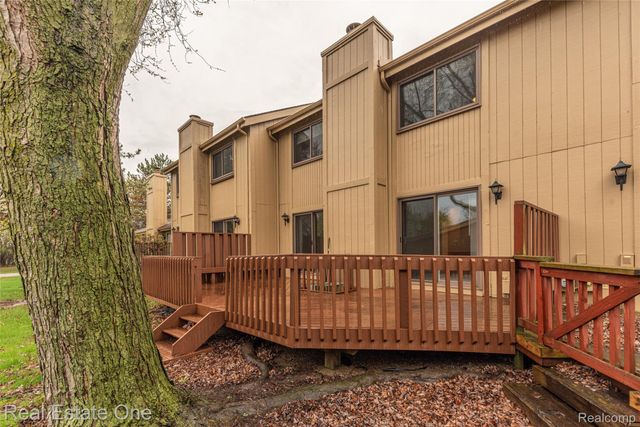 6427 RICHARD Run 10, West Bloomfield Charter Township, MI 48322