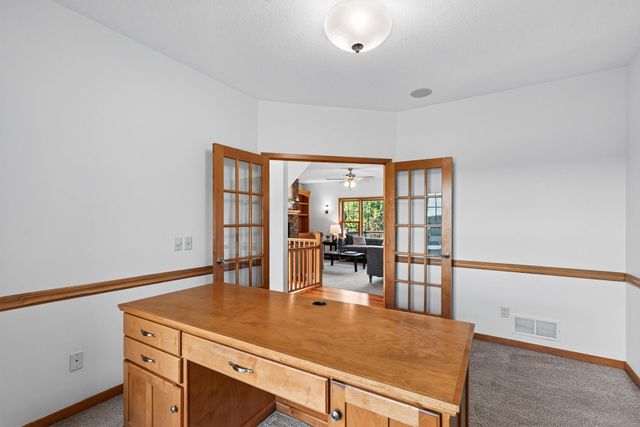 1740 Sandbar Circle, Waconia, MN 55387