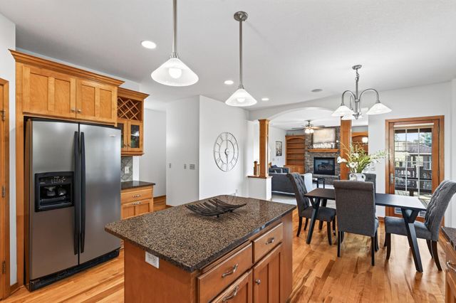 1740 Sandbar Circle, Waconia, MN 55387