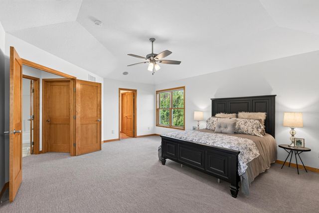 1740 Sandbar Circle, Waconia, MN 55387