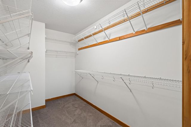 1740 Sandbar Circle, Waconia, MN 55387